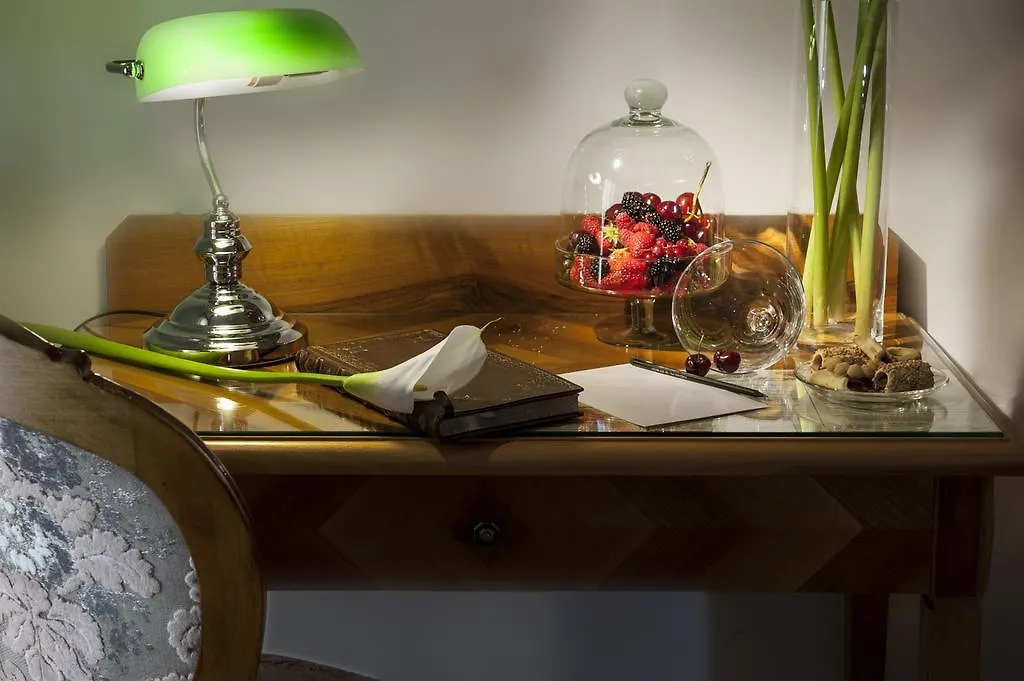 Boutique Hotel Al Grappolo D'Oro Torgiano Italy